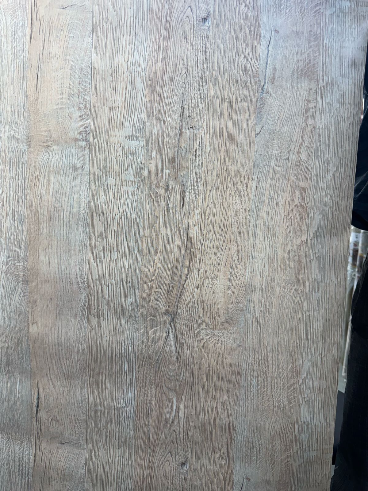 WOODEN DESIGN 