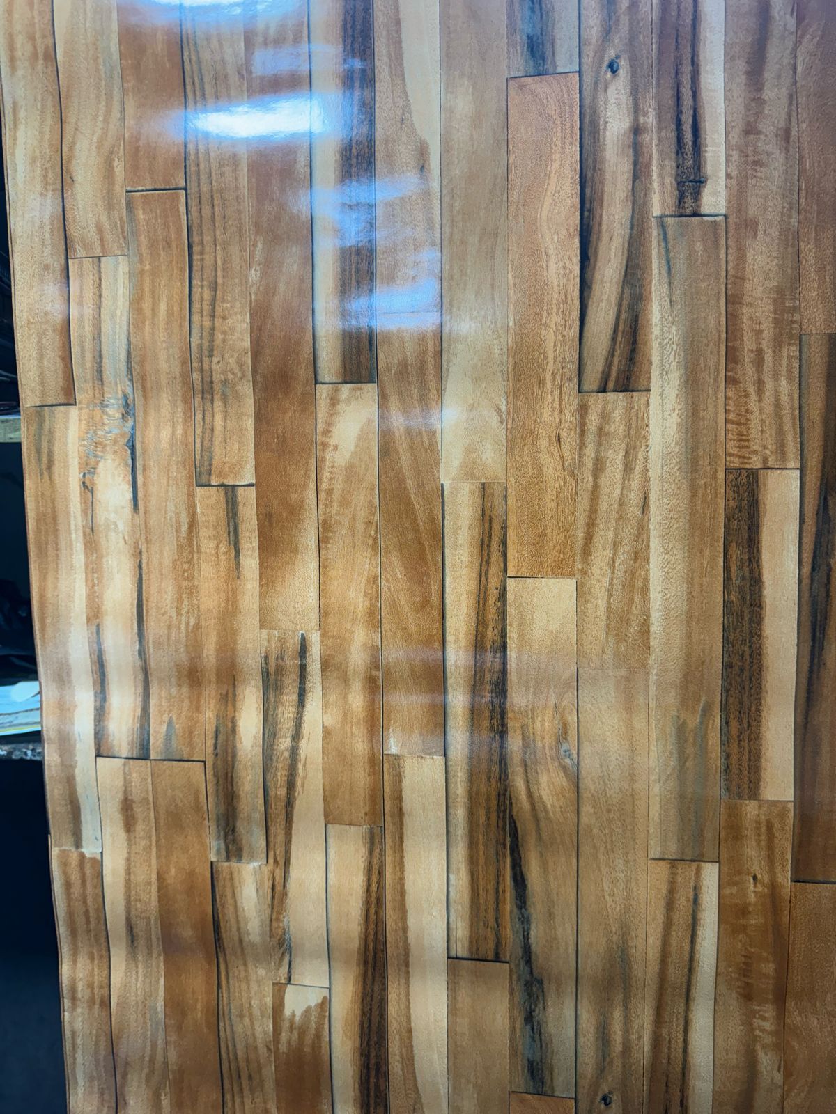 WOODEN DESIGN